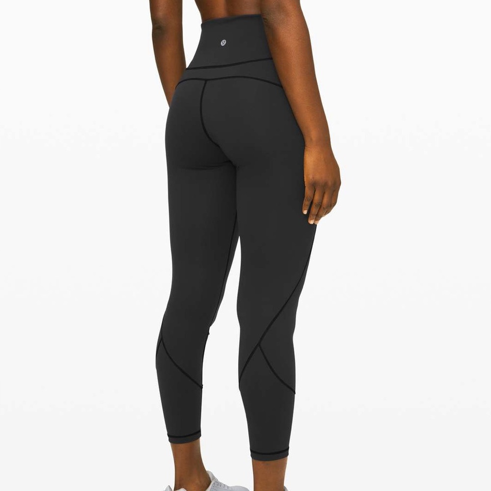 Lululemon in movement leggings